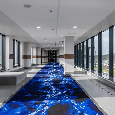 Daire Pileckiego 59 & Parking By Perfect 422 & 357 *