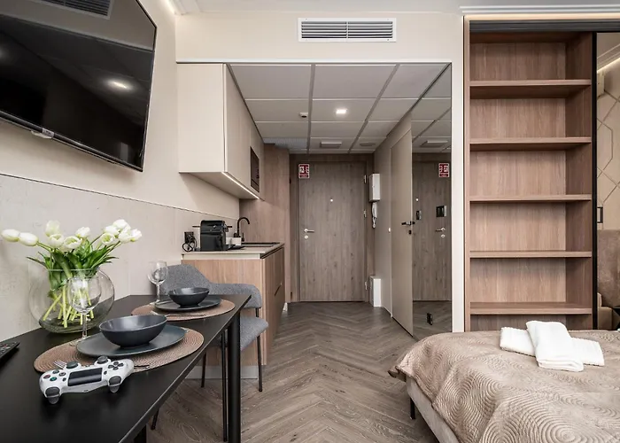 Pileckiego 59 & Parking By Perfect 422 & 357 Βαρσοβία